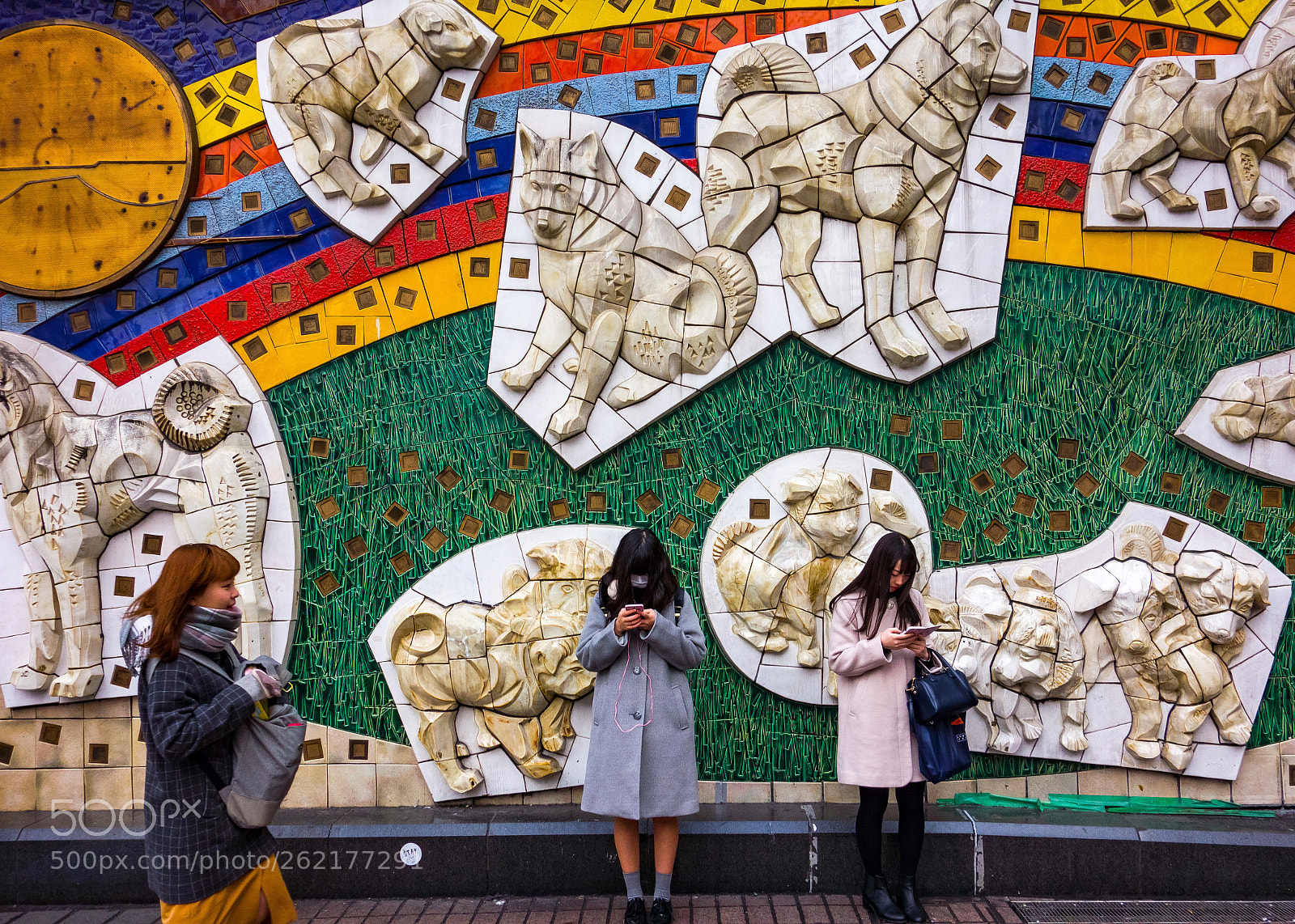Sony Cyber-shot DSC-RX100 sample photo. Hachiko mosaic wall photography