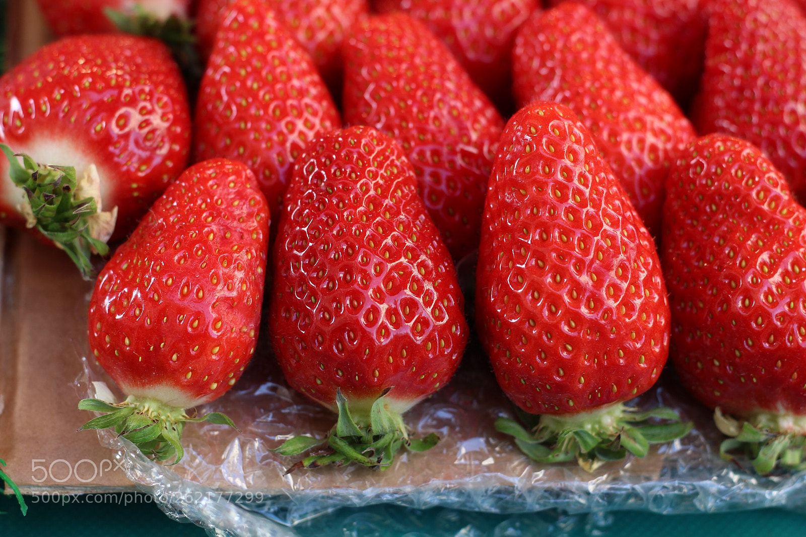 Canon EOS 700D (EOS Rebel T5i / EOS Kiss X7i) sample photo. Strawberries  photography
