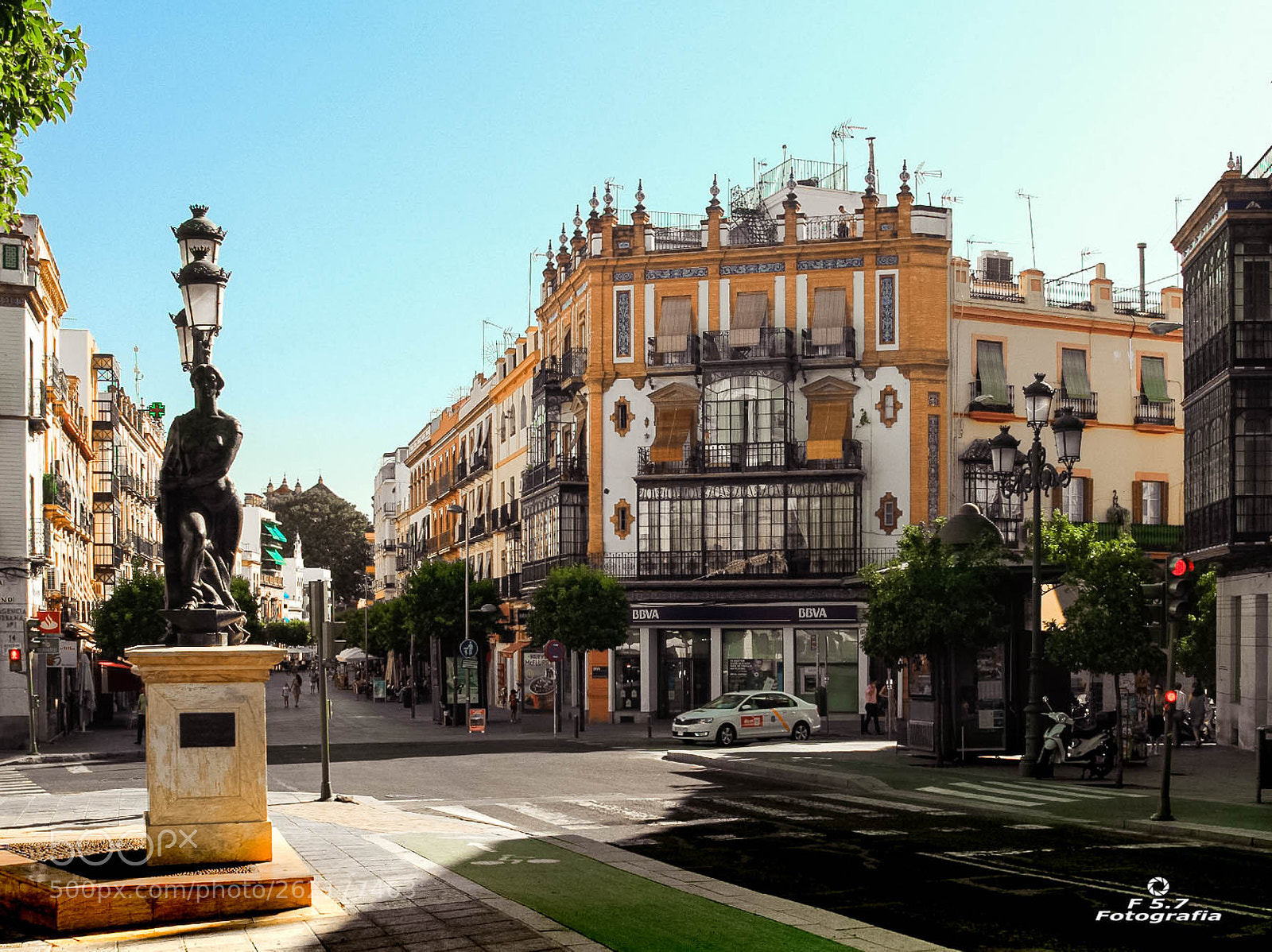 Canon EOS 7D sample photo. La plaza del altozano photography