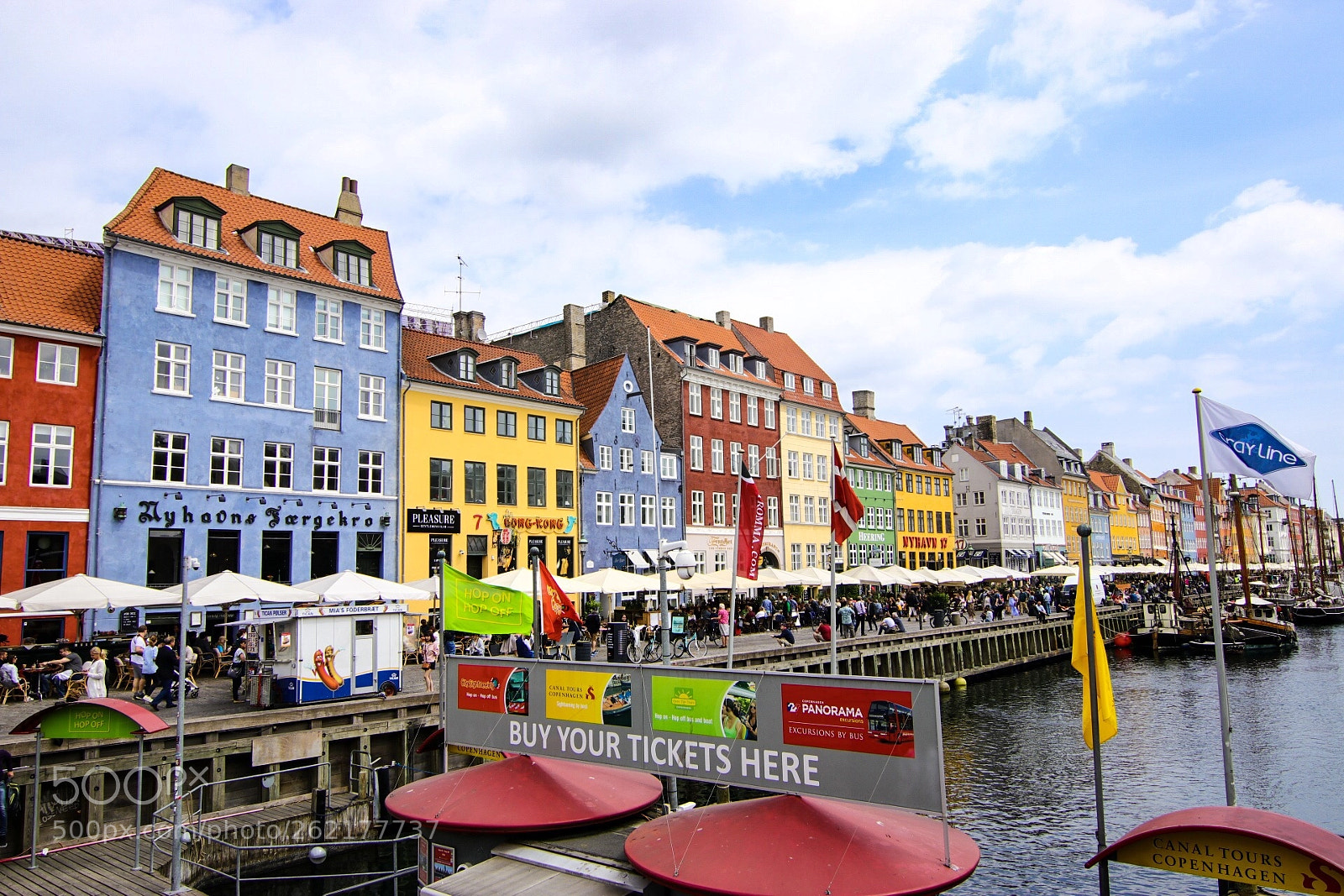 Canon EOS 80D sample photo. Nyhavn is great ?? photography