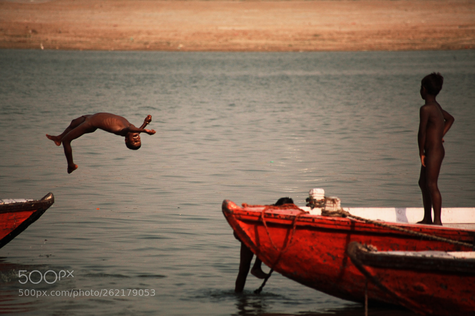 Canon EOS 5D Mark II sample photo. Jump with a smile photography