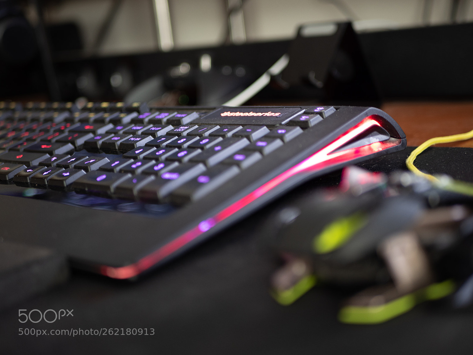 Panasonic Lumix DMC-GH4 sample photo. Gaming mouse & keyboard setup photography