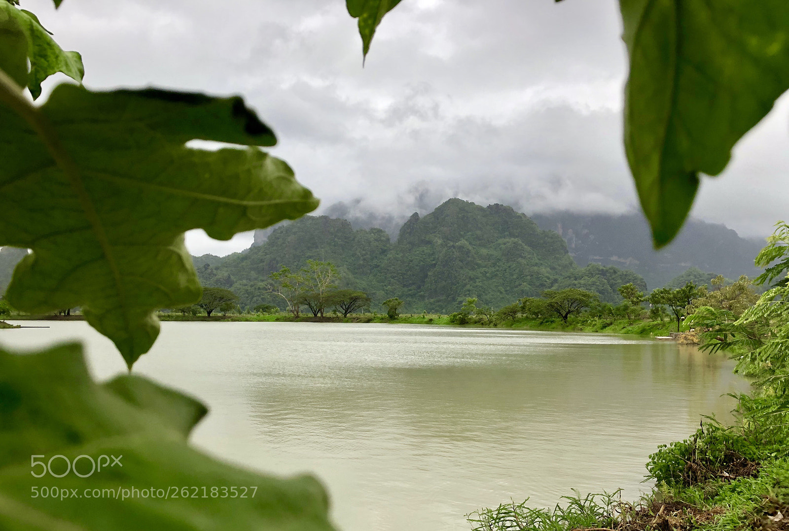 Apple iPhone X sample photo. Lakeside view from myanmar  photography
