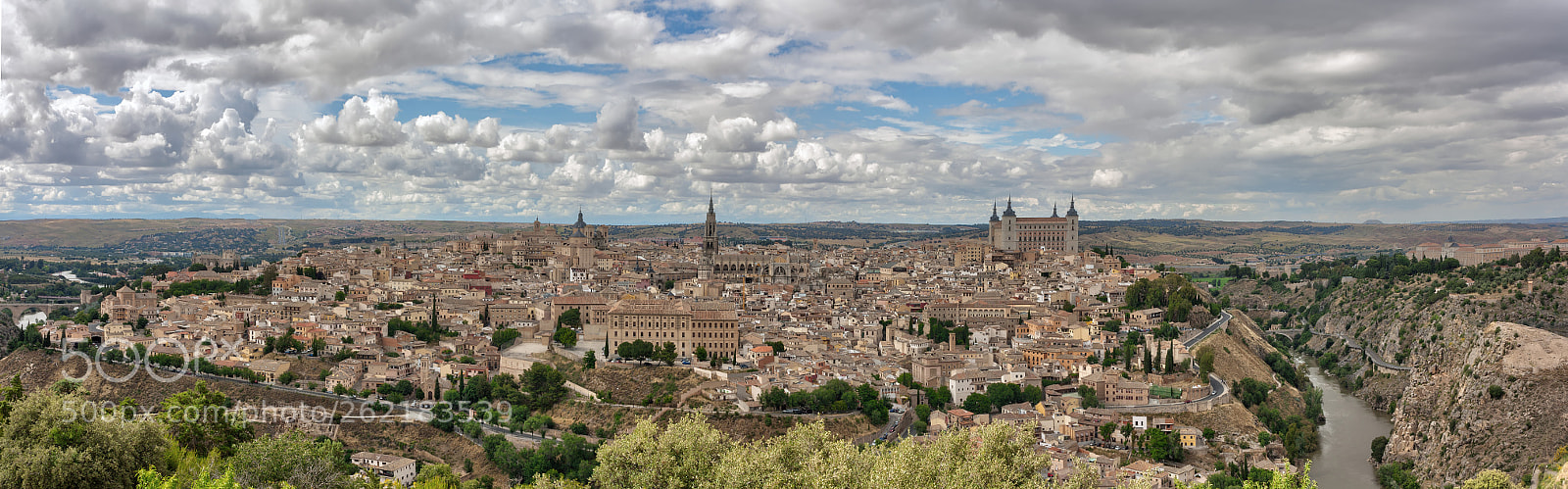 Canon EOS 450D (EOS Rebel XSi / EOS Kiss X2) sample photo. Panoramica de toledo photography