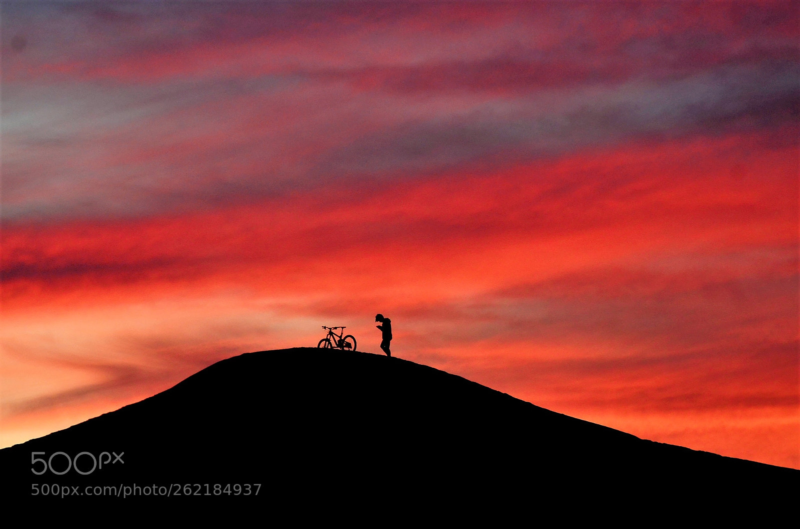 Nikon AF-S Nikkor 70-300mm F4.5-5.6G VR sample photo. Mtb en dunas de photography