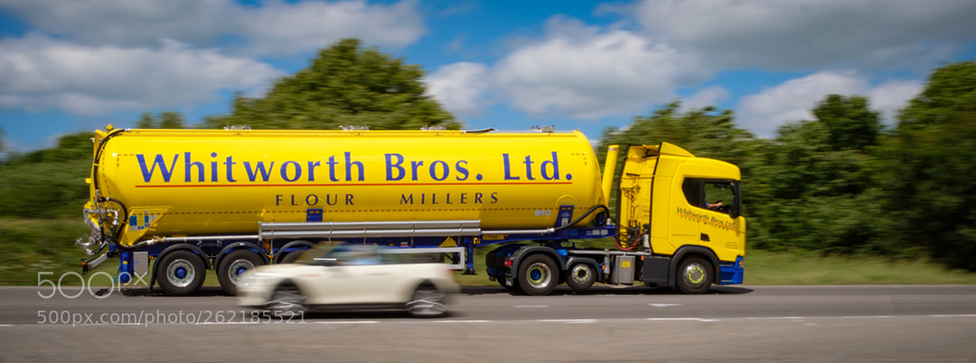 Fujifilm X-T2 sample photo. Flour tanker & mini 5936 photography