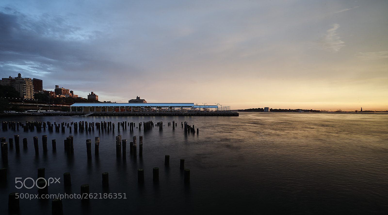 Sony a7 II sample photo. Pier 2 photography