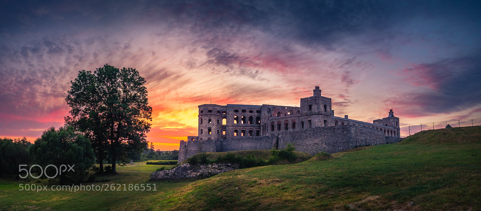 Olympus PEN E-PL6 sample photo. Sunrise.palace krzyztopor photography