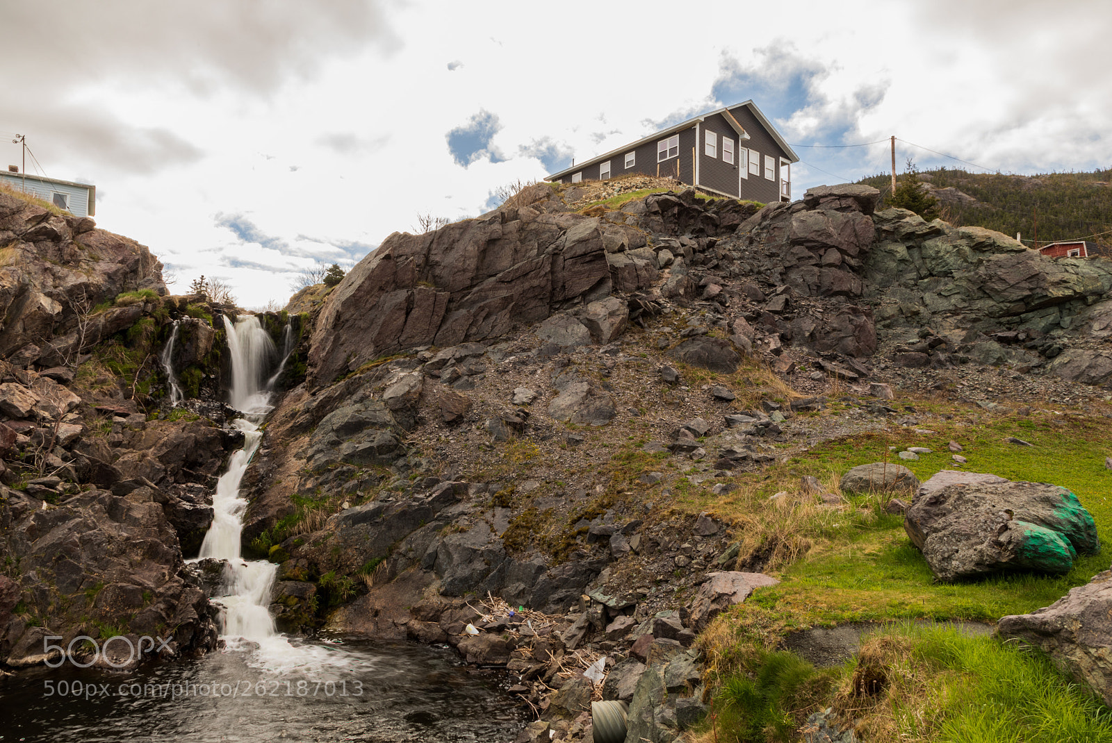Canon EOS 5D Mark IV sample photo. Waterfall at portugal cove photography