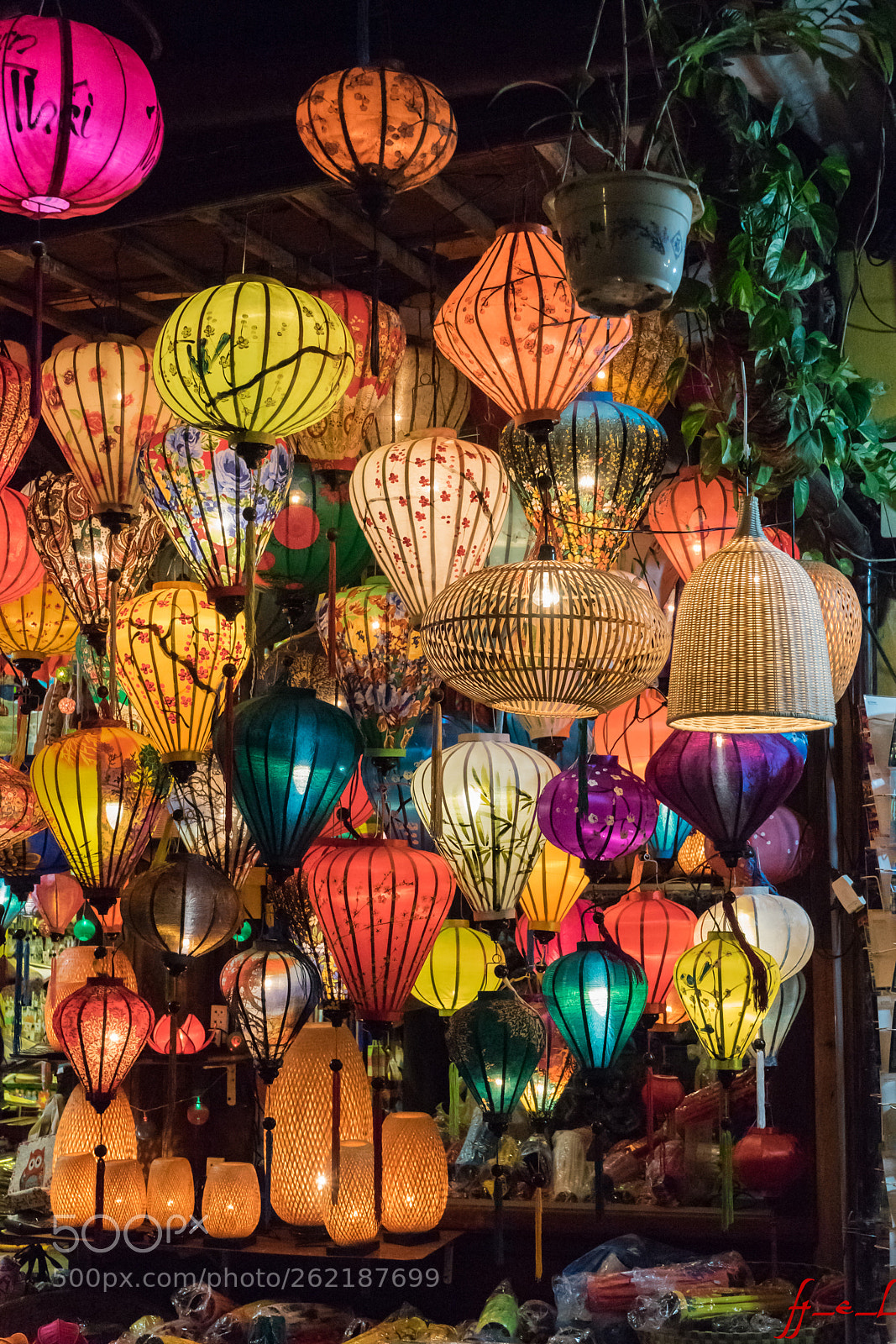 Sony a7 sample photo. Hoi an by night photography