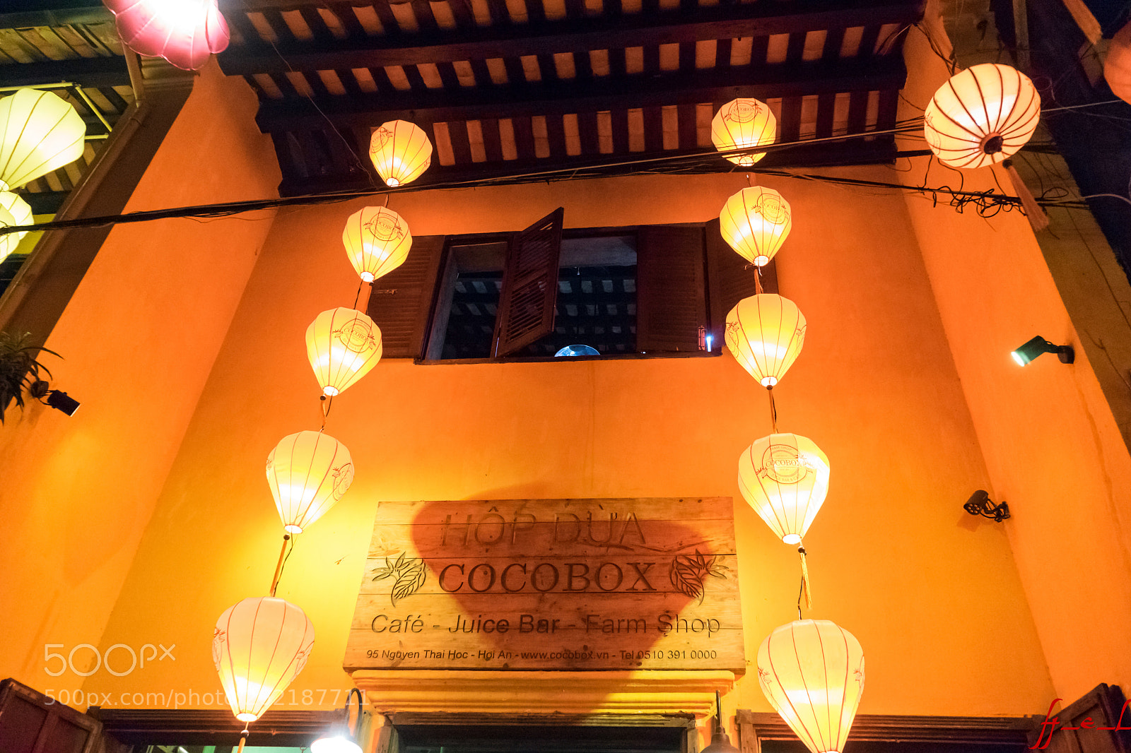 Sony a7 sample photo. Hoi an by night photography