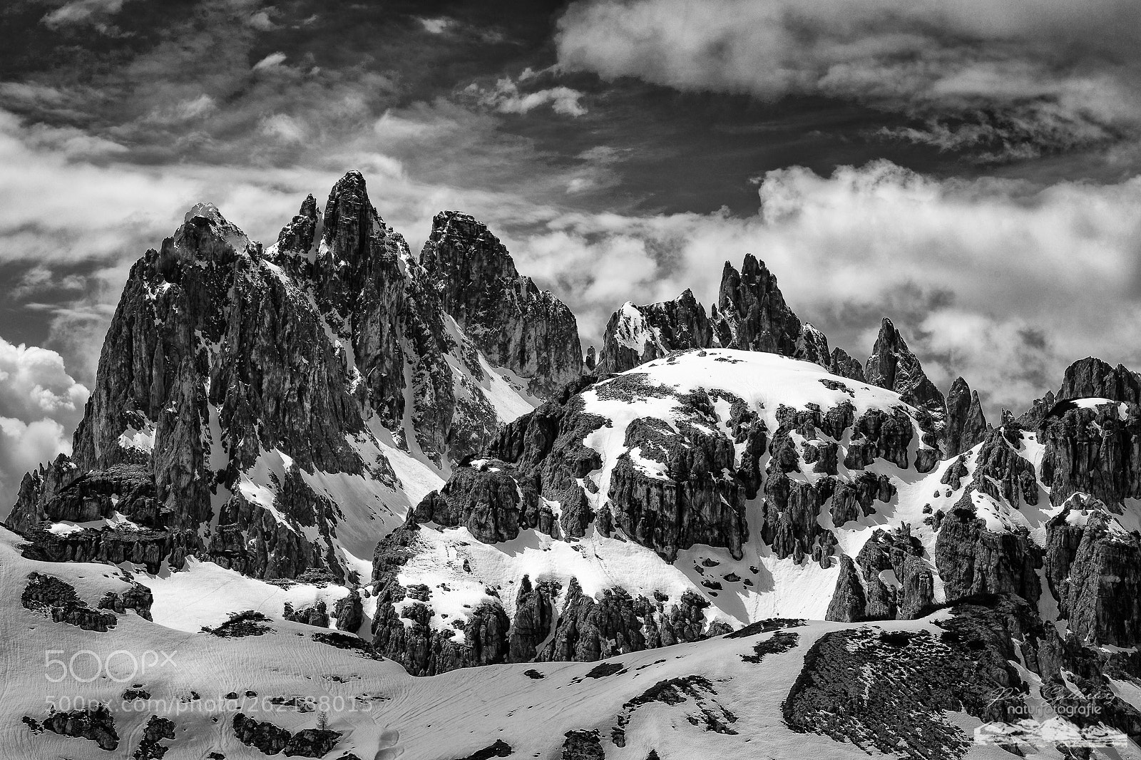 Canon EOS 5D Mark IV sample photo. Snow capped mountains... photography