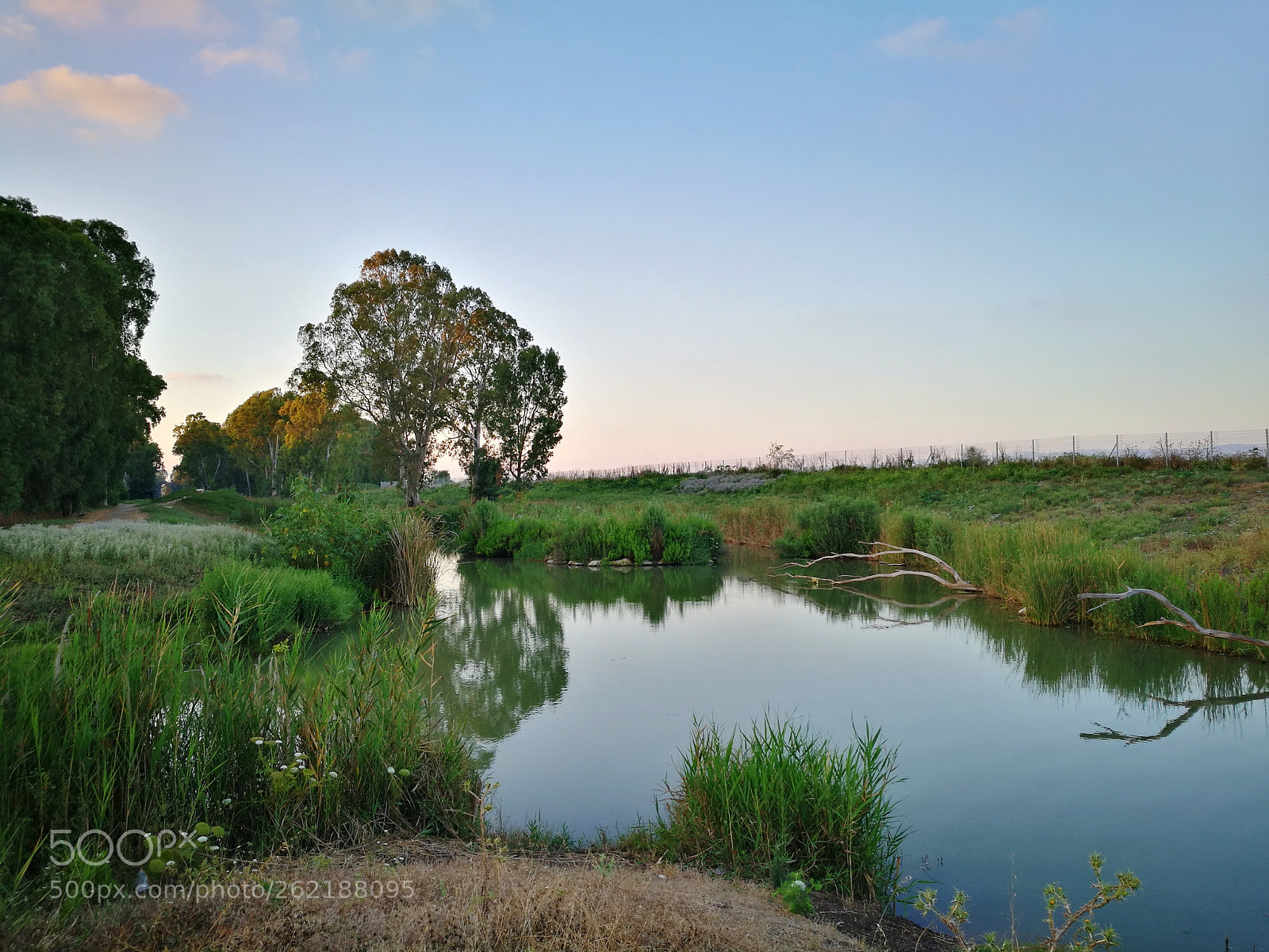 HUAWEI P9 sample photo. Naaman stream at dusk photography