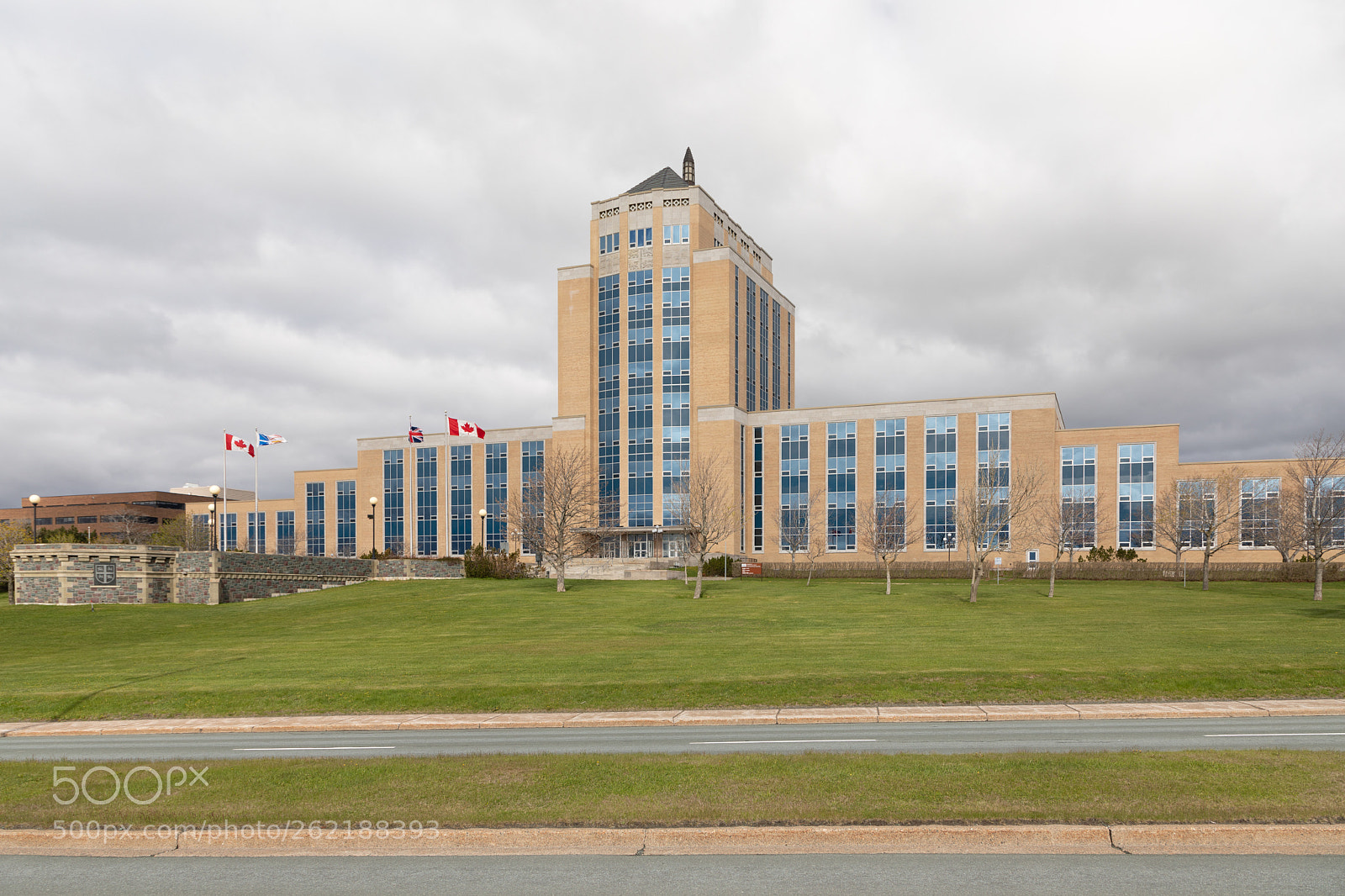 Canon EOS 5D Mark IV sample photo. Confederation building photography