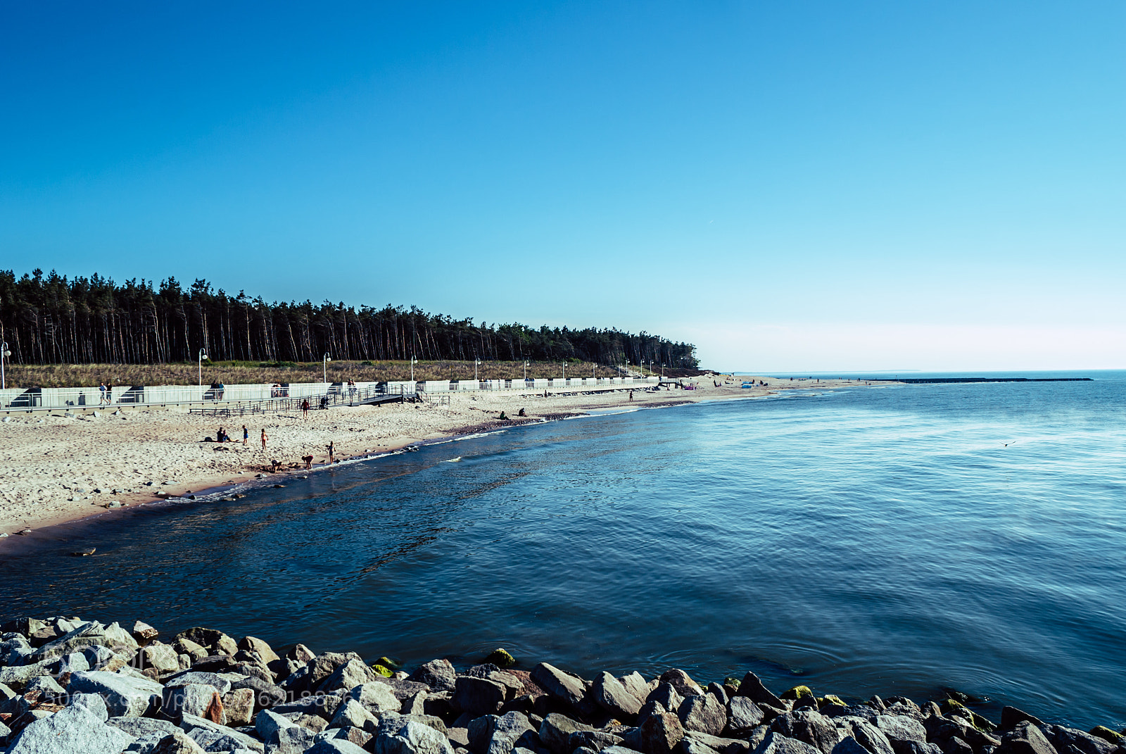 Sony Alpha DSLR-A200 sample photo. Beach photography