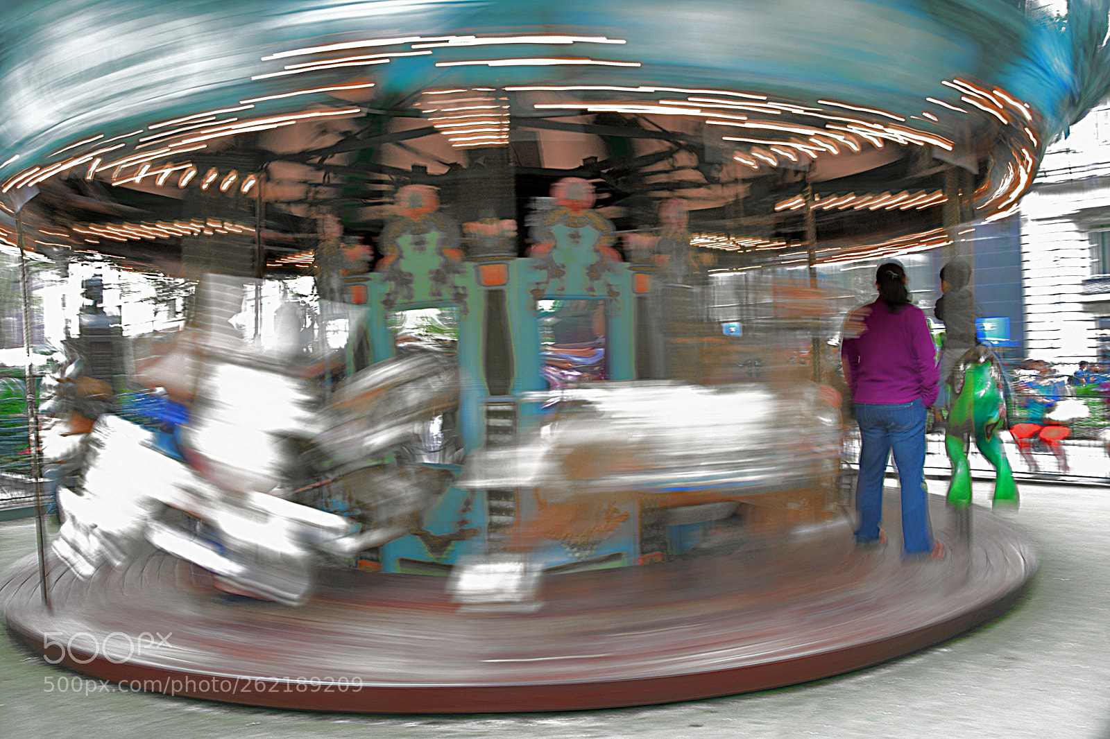 Nikon D3400 sample photo. Speeding carousel photography