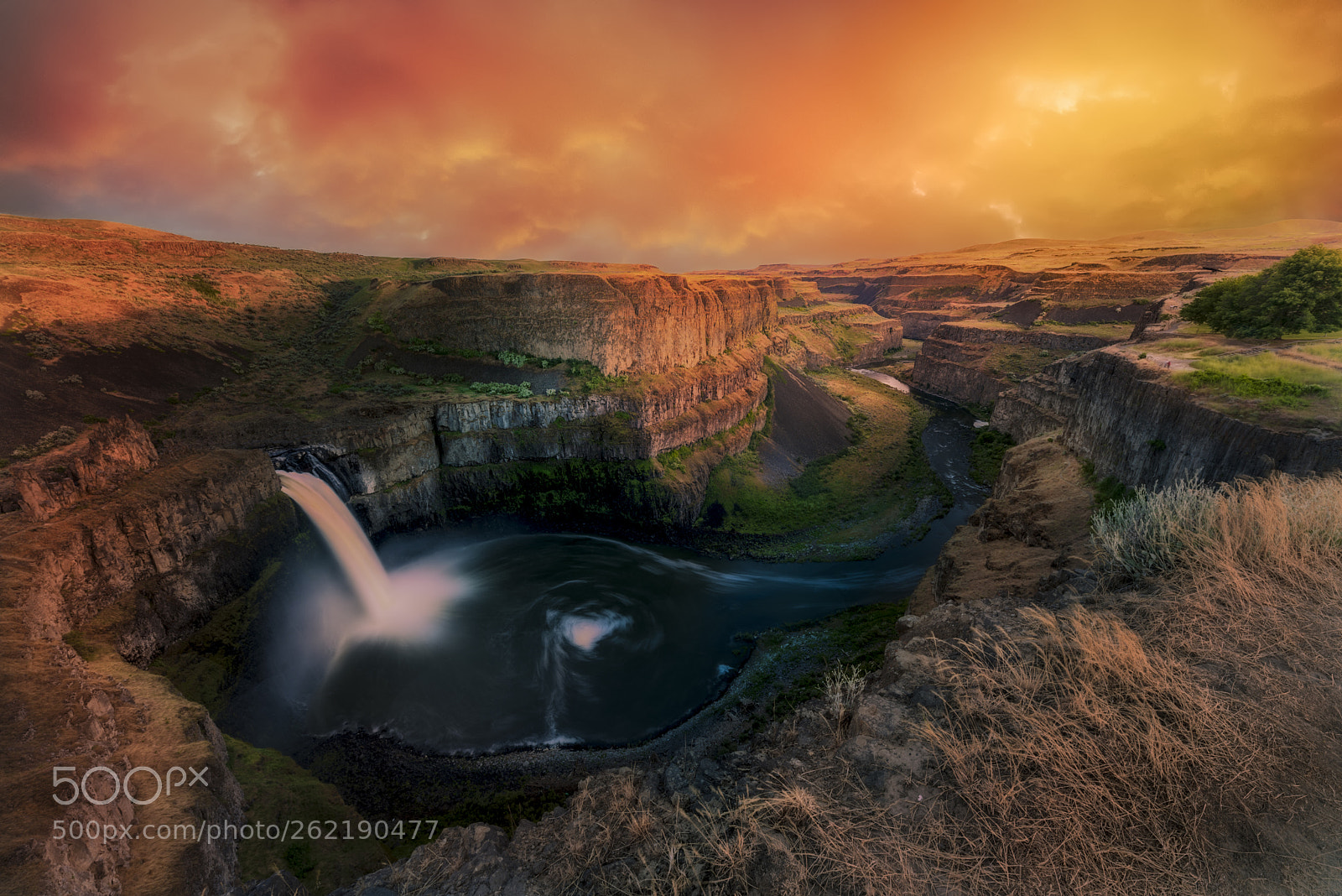 Nikon D750 sample photo. Palouse falls under a photography