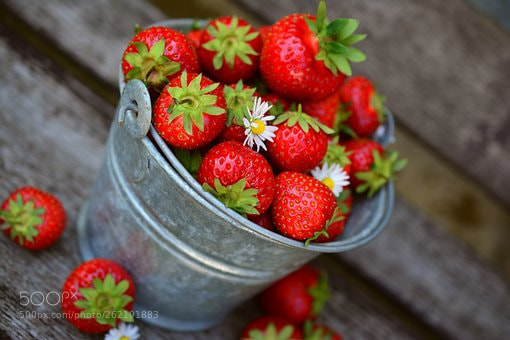 Nikon D5200 sample photo. Strawberries photography
