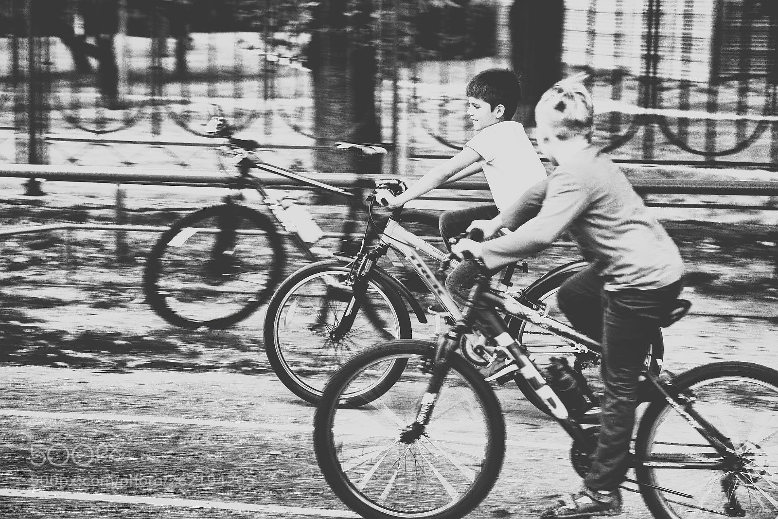 Canon EOS 6D sample photo. Bicycle race photography