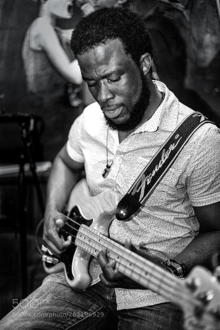 Canon EOS 5D Mark II sample photo. Guitar photography