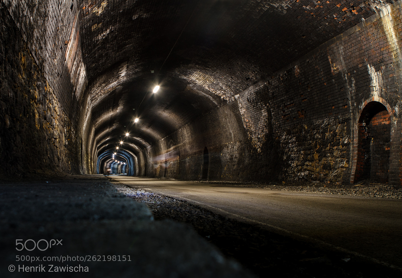 Canon EOS 7D sample photo. Headstone tunnel photography