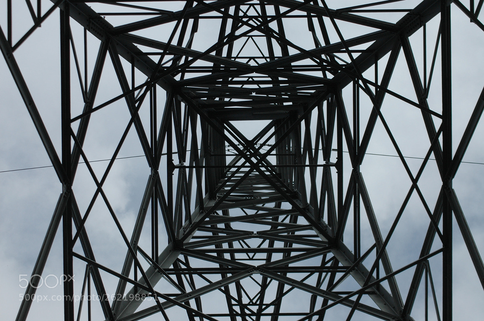 Nikon D70 sample photo. Pylon photography
