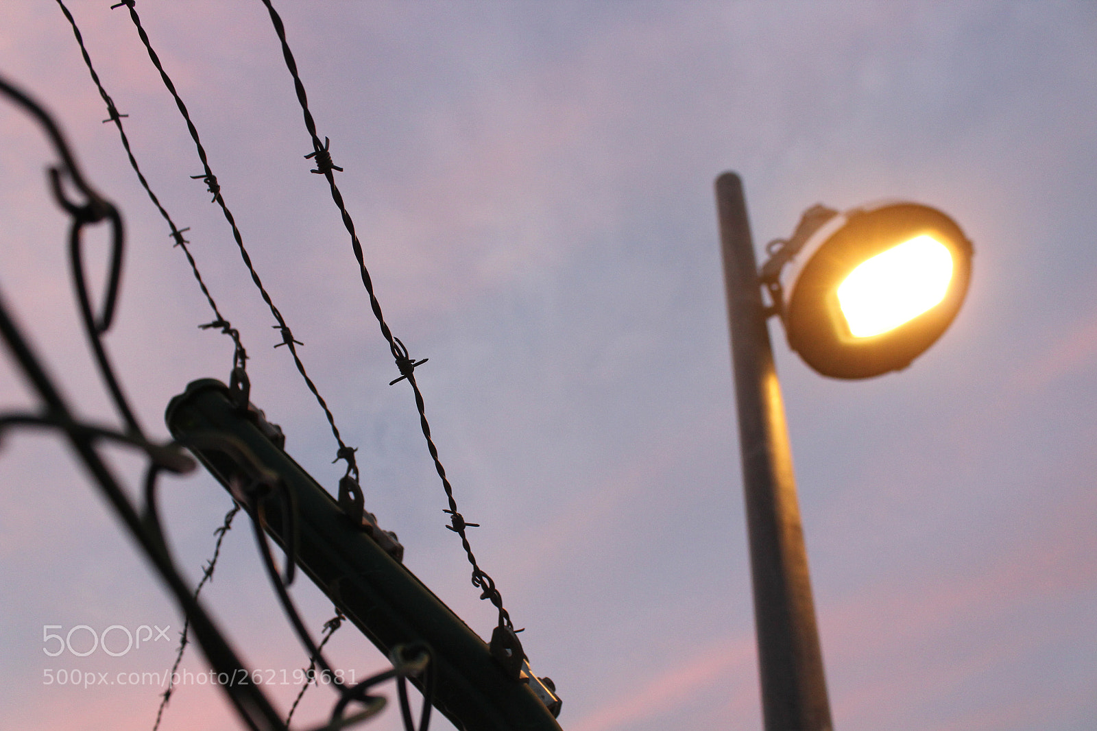 Canon EOS 1300D (EOS Rebel T6 / EOS Kiss X80) sample photo. The evening photography