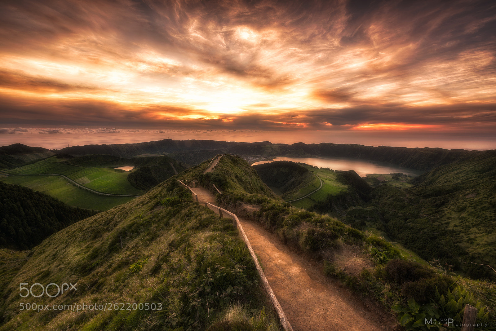 Nikon D810 sample photo. Magic sunset photography