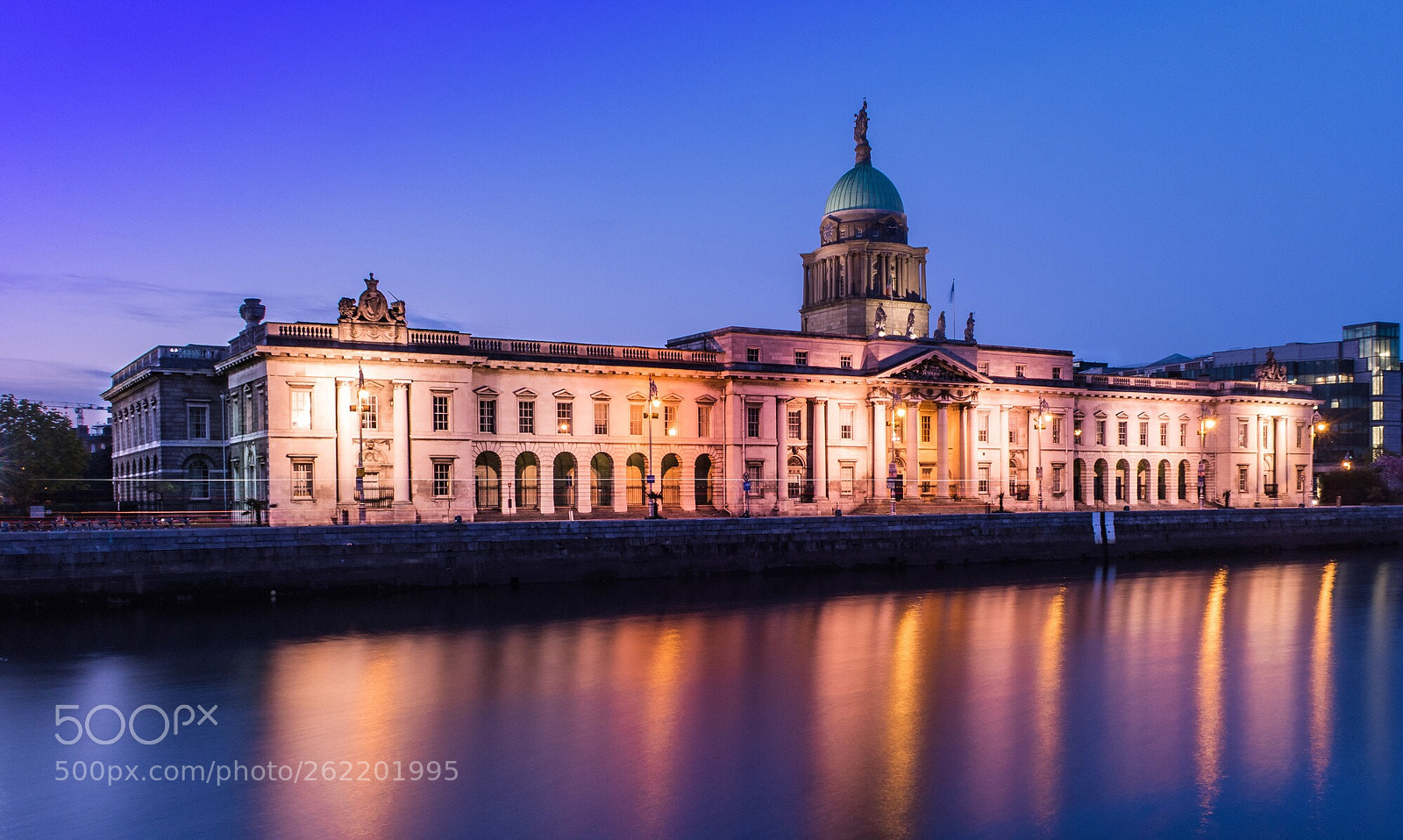 Canon PowerShot G7 X Mark II sample photo. Custom house photography