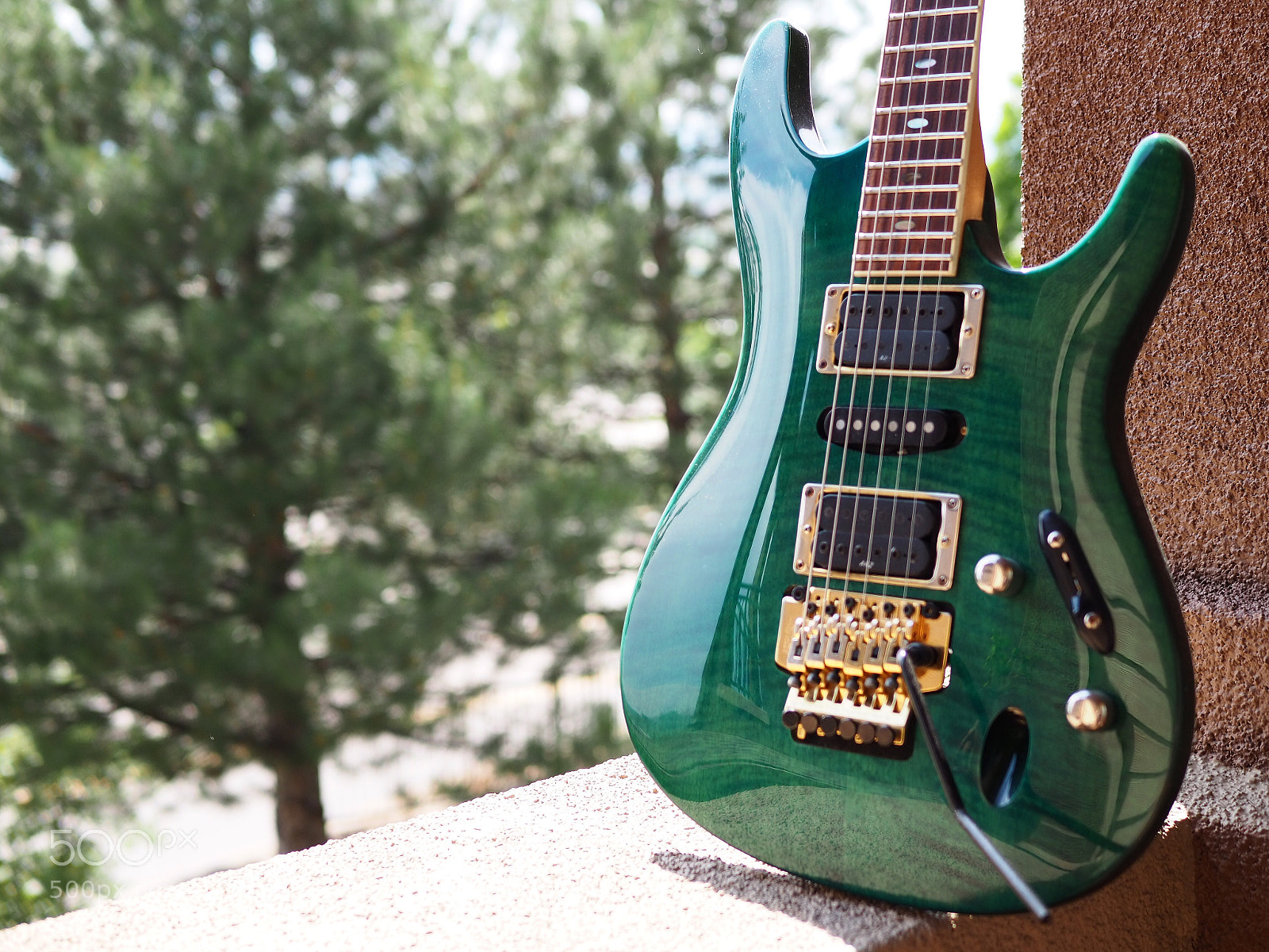 Olympus OM-D E-M10 III sample photo. Ibanez s470fm  photography