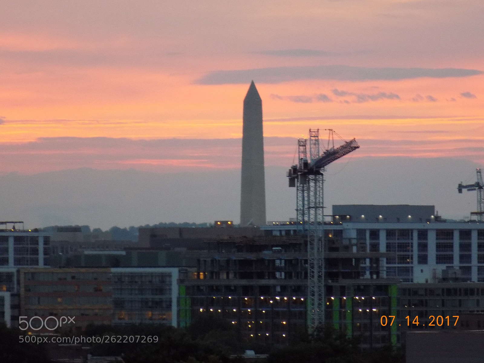 Nikon COOLPIX L340 sample photo. The washington monument  photography