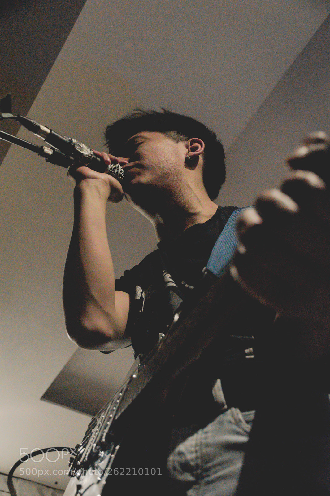 Nikon D5600 sample photo. Feeling the music photography