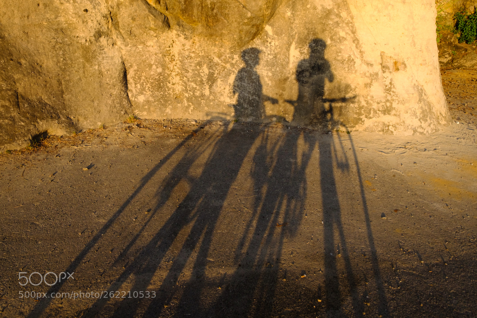 Fujifilm X-H1 sample photo. Cycling couple, shadow photography