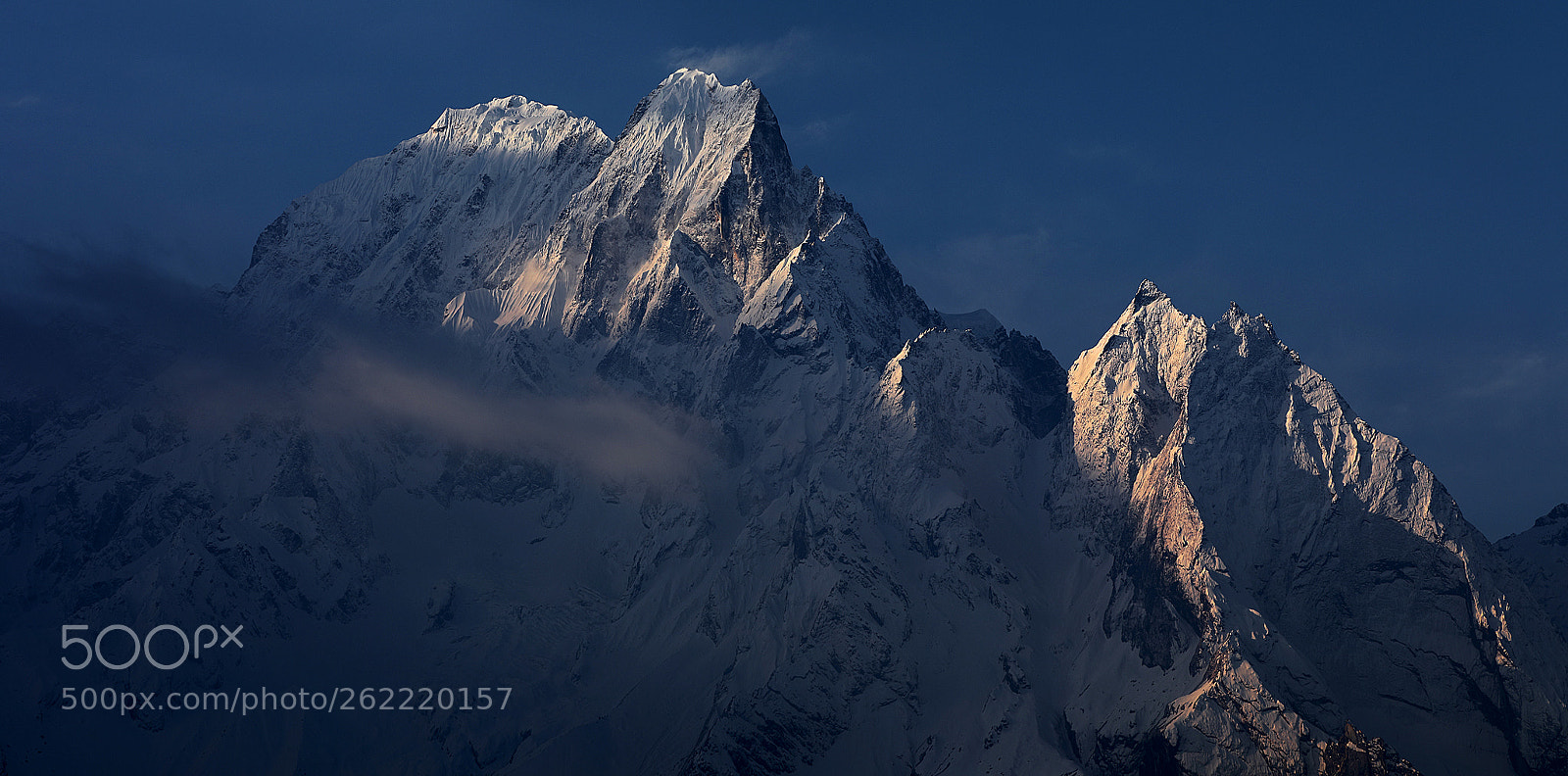 Canon EOS 5D Mark IV sample photo. Sunrise in the himalayas photography