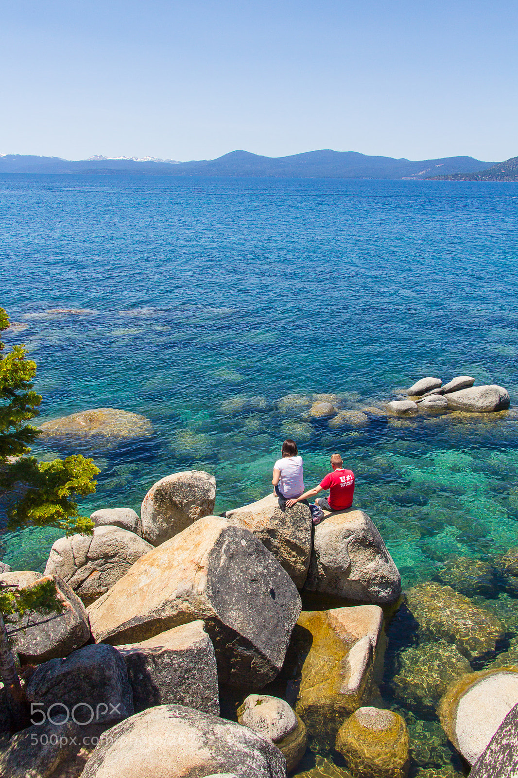 Canon EOS 550D (EOS Rebel T2i / EOS Kiss X4) sample photo. Watching lake tahoe photography