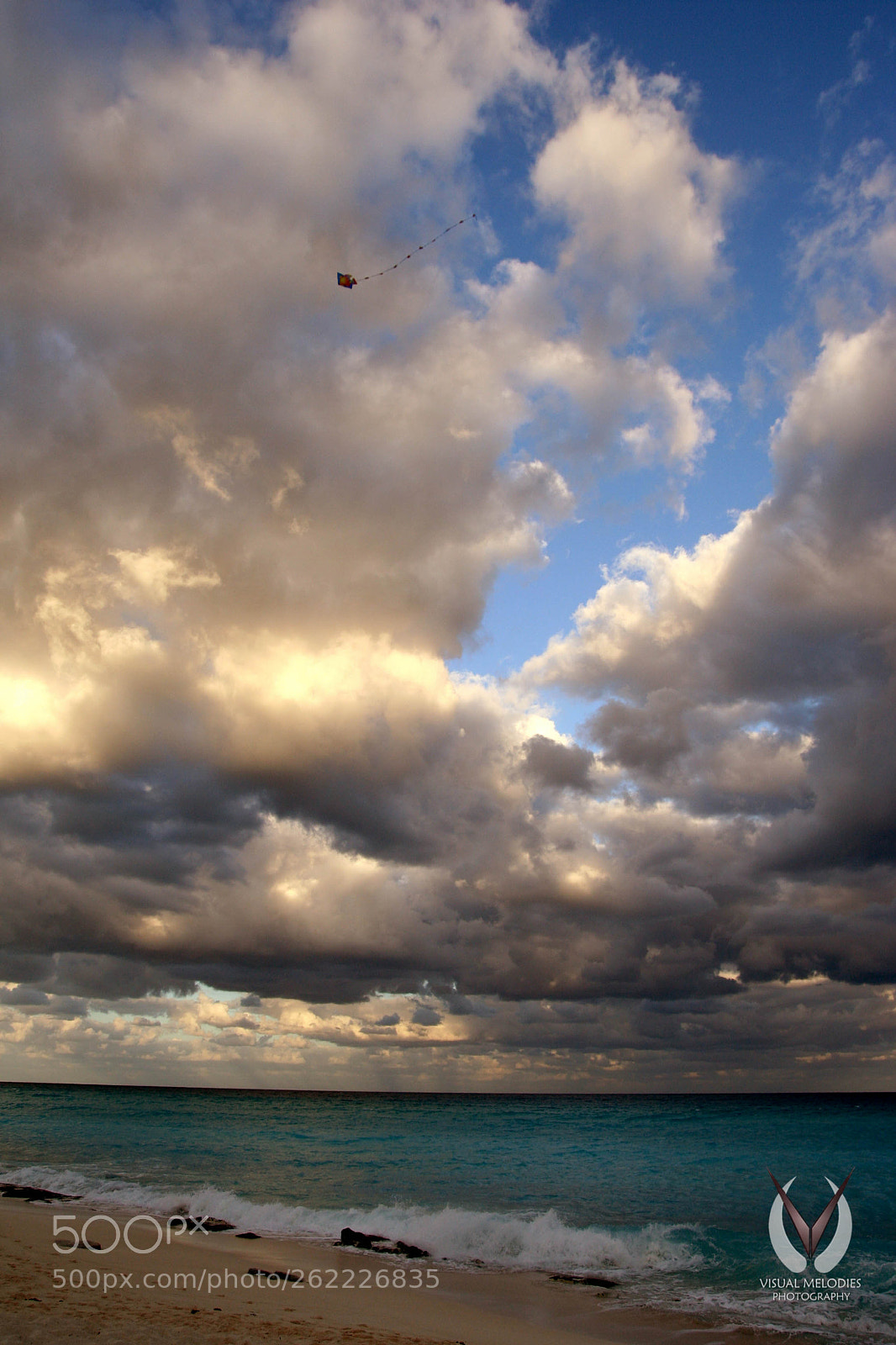 Canon EOS 350D (EOS Digital Rebel XT / EOS Kiss Digital N) sample photo. Cancun evening photography