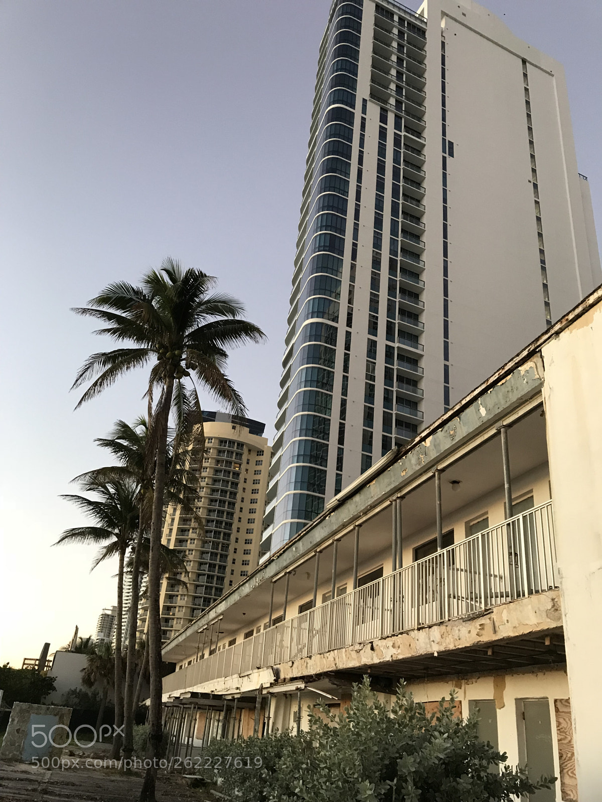 Apple iPhone 7 sample photo. Resort relic photography