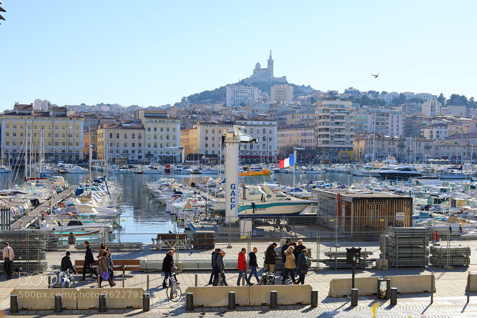 Canon EOS 5D Mark IV sample photo. Vieux port - marseille photography