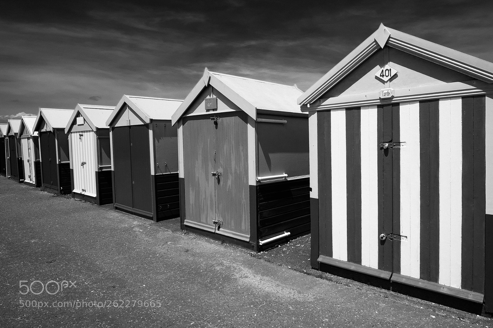 Fujifilm X-Pro1 sample photo. Brighton beach huts photography