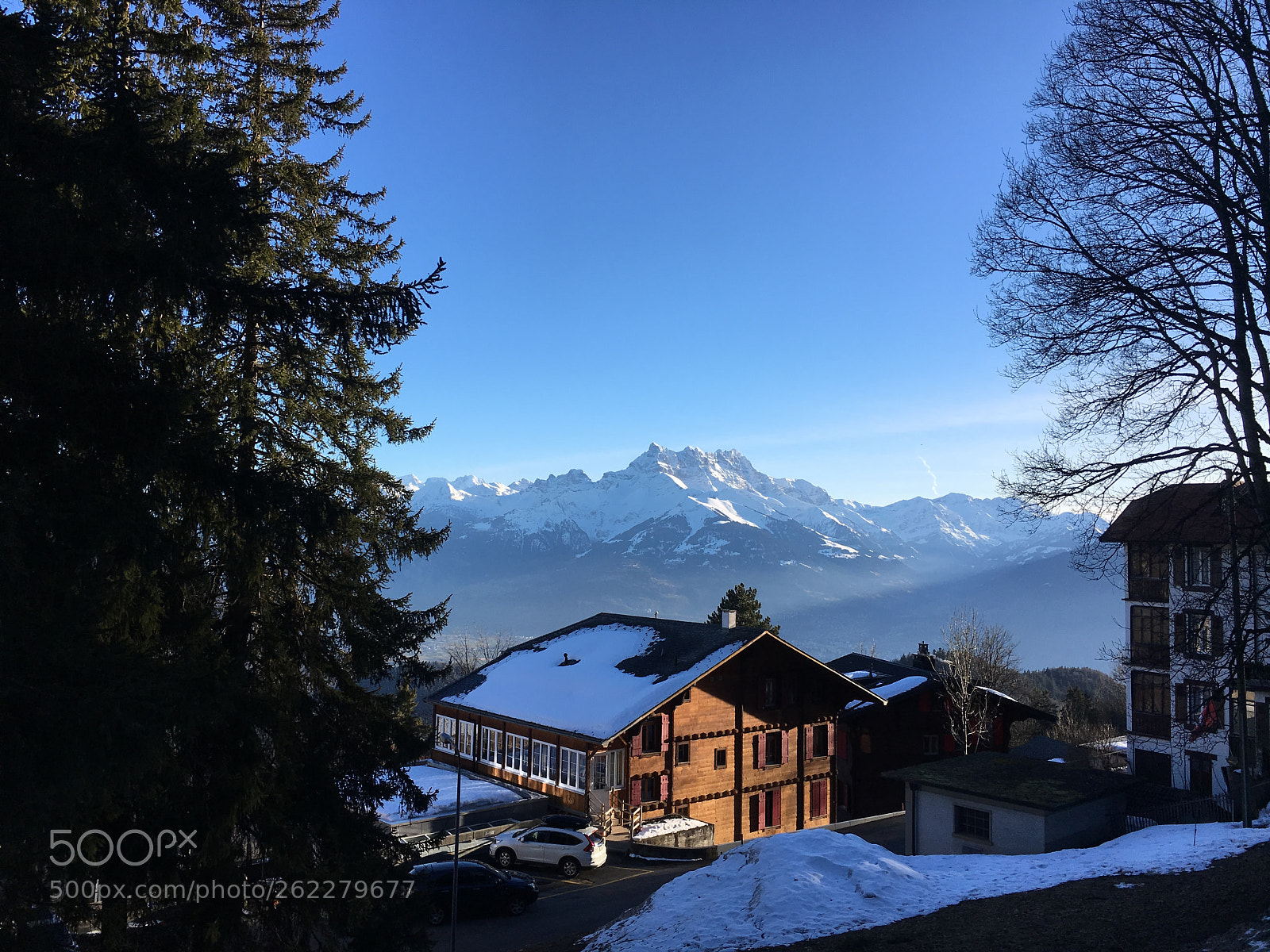 Apple iPhone 6s Plus sample photo. Swiss village photography
