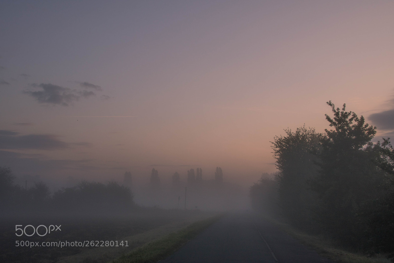 Canon EOS 750D (EOS Rebel T6i / EOS Kiss X8i) sample photo. Country road photography