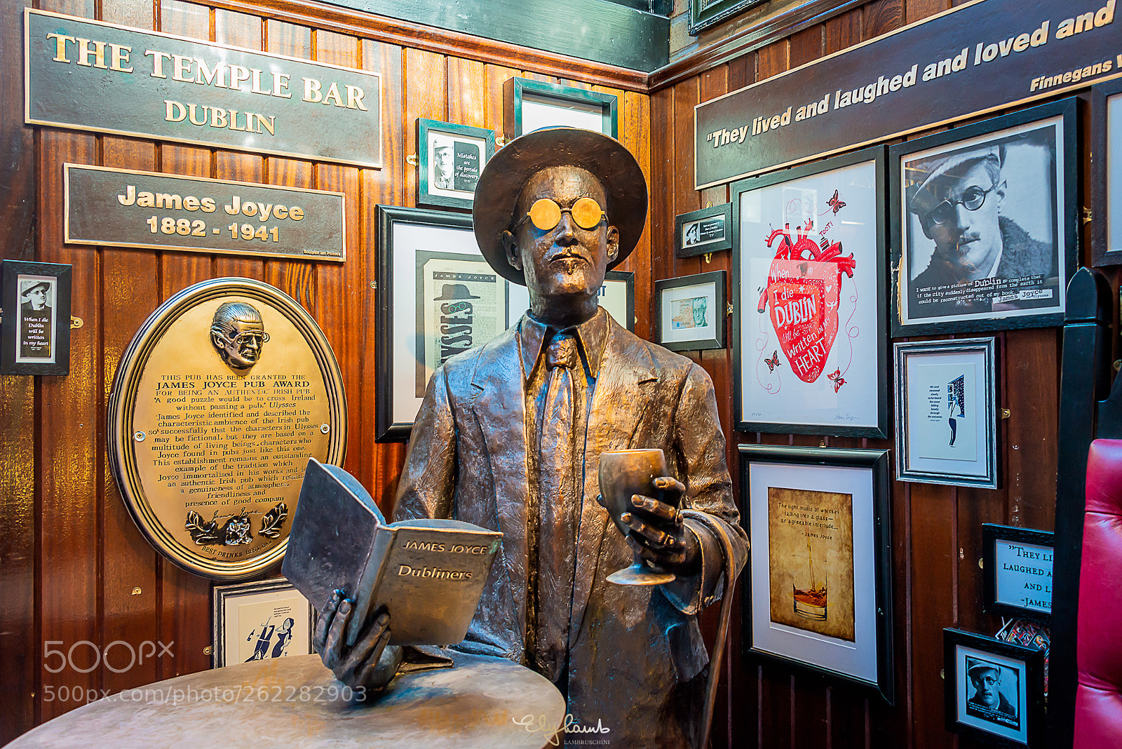 Nikon D800 sample photo. The temple bar photography