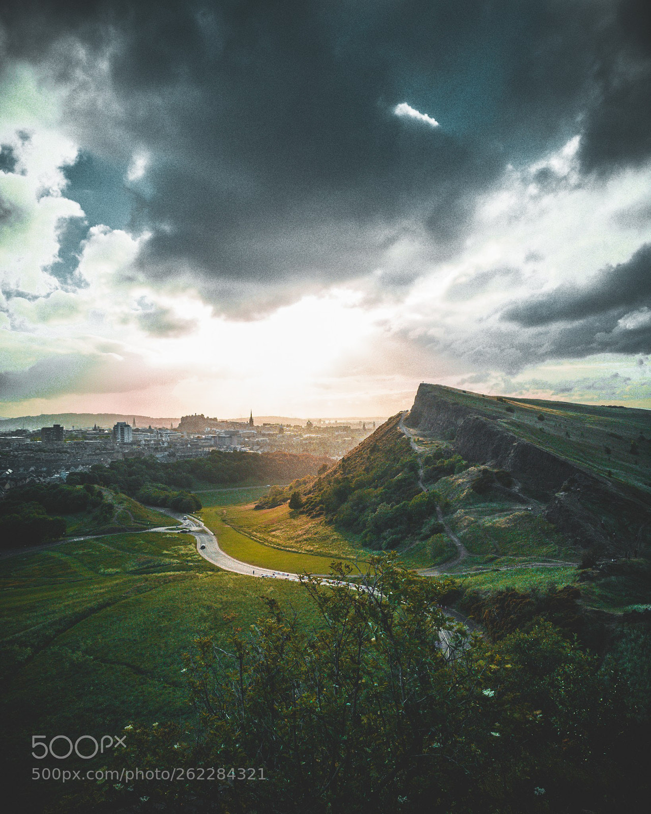 HUAWEI CLT-L09 sample photo. Arthur's seat photography