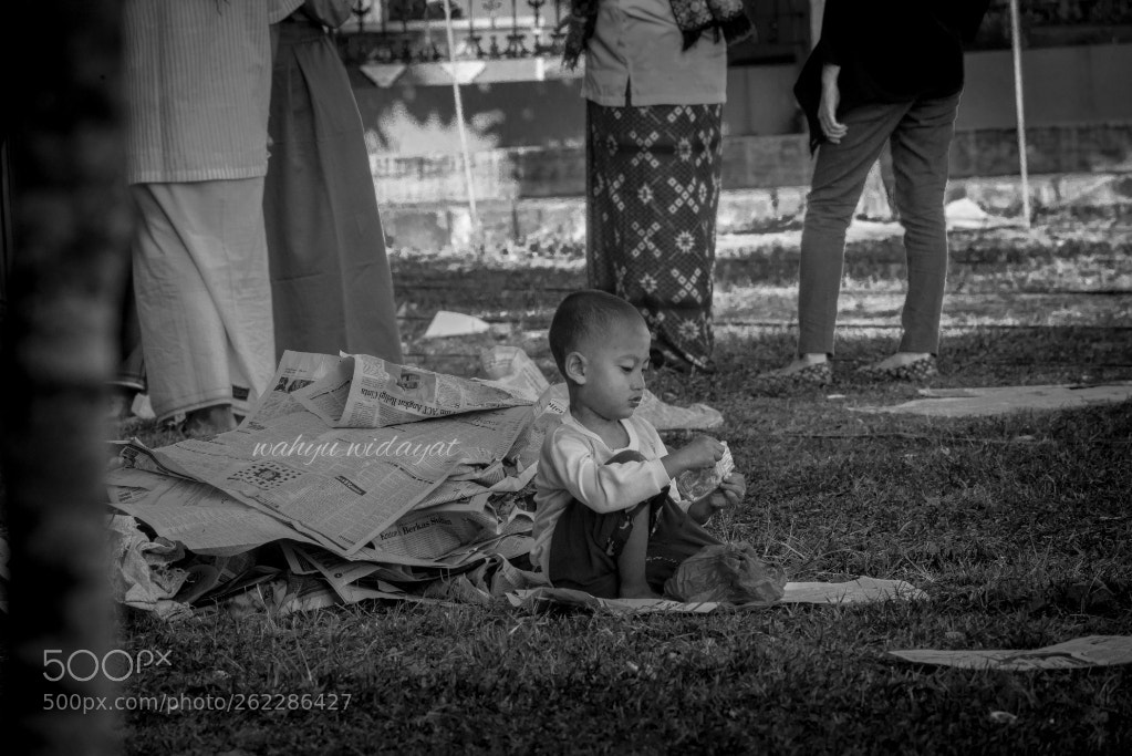 Sony a7R II sample photo. Waiting for mom photography