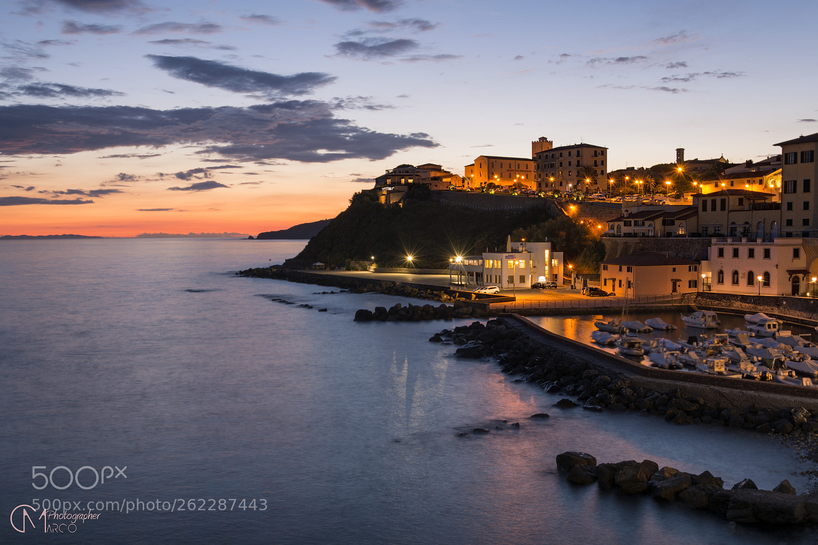 Nikon D5200 sample photo. Blue hour () photography