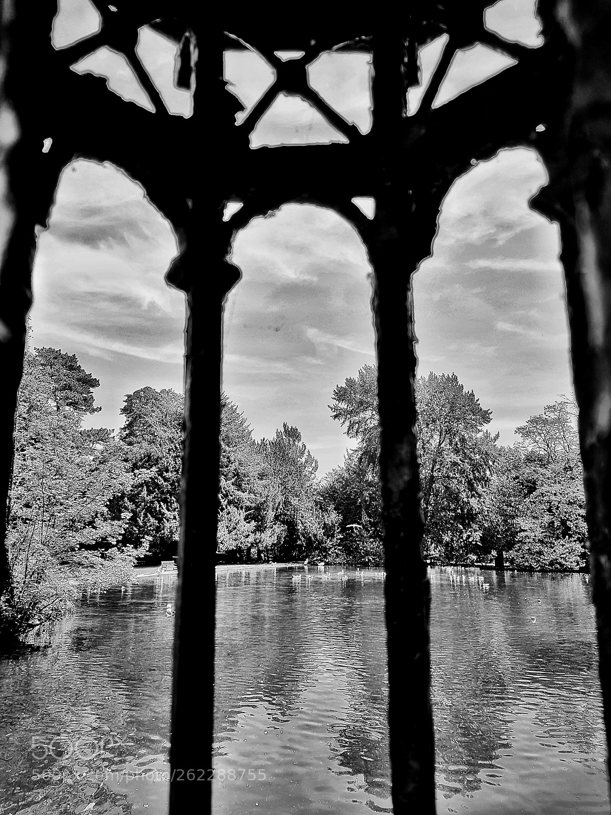 Samsung Galaxy S7 sample photo. Kearsney abbey photography