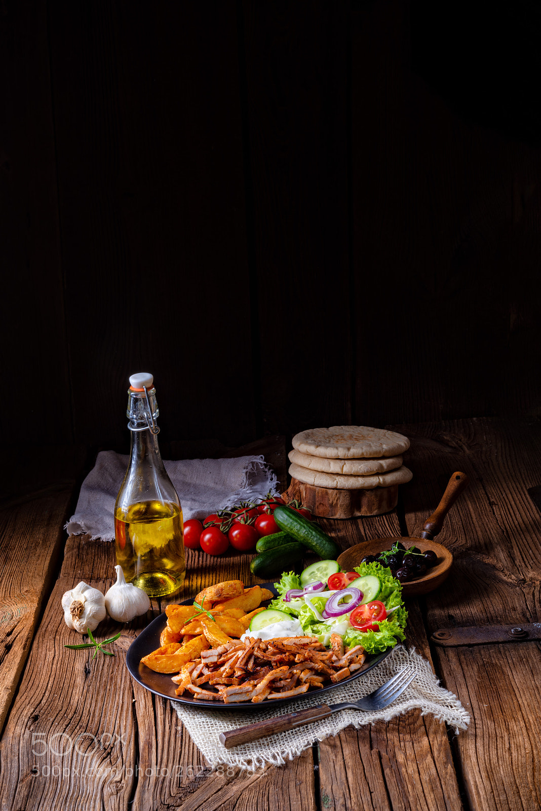 Nikon D810 sample photo. Rustic gyros plate it photography