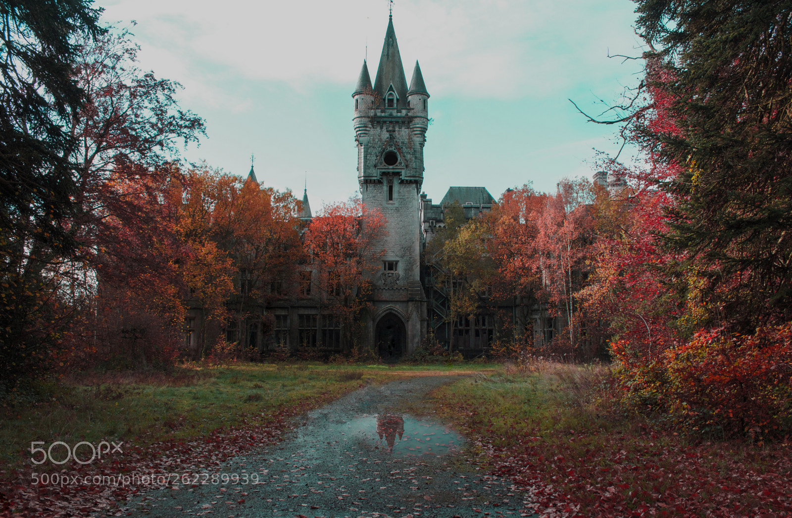 Canon EOS 600D (Rebel EOS T3i / EOS Kiss X5) sample photo. Castle of blood photography