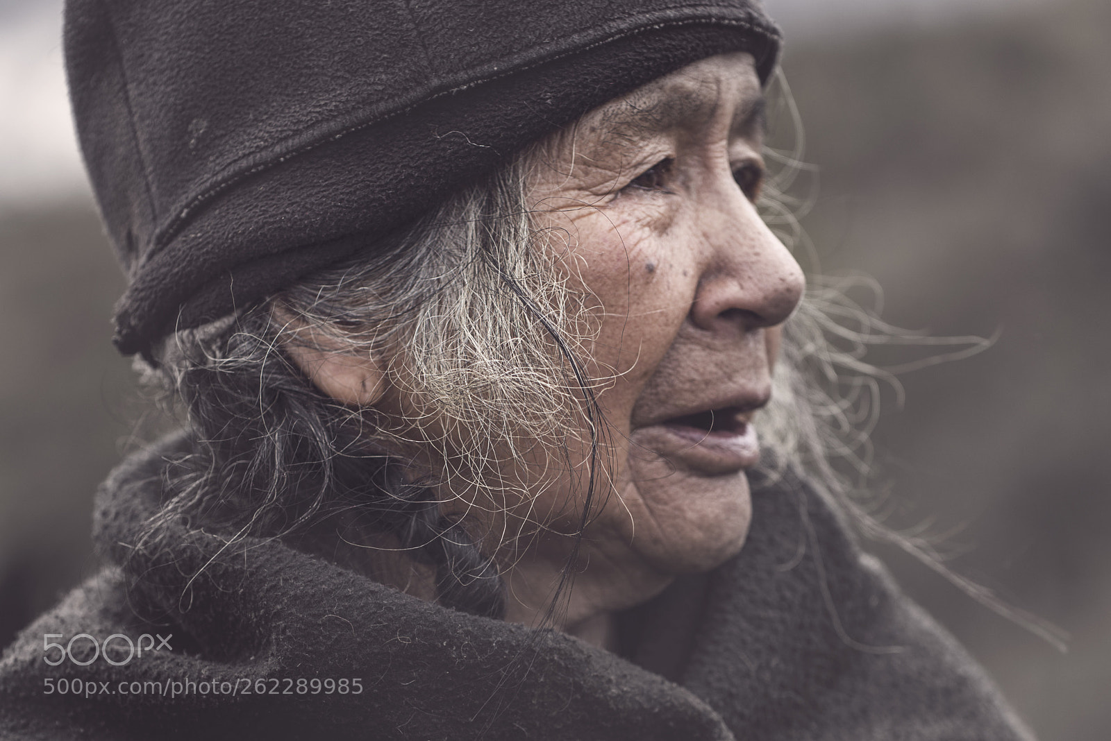 Nikon D610 sample photo. Old woman ecuador photography