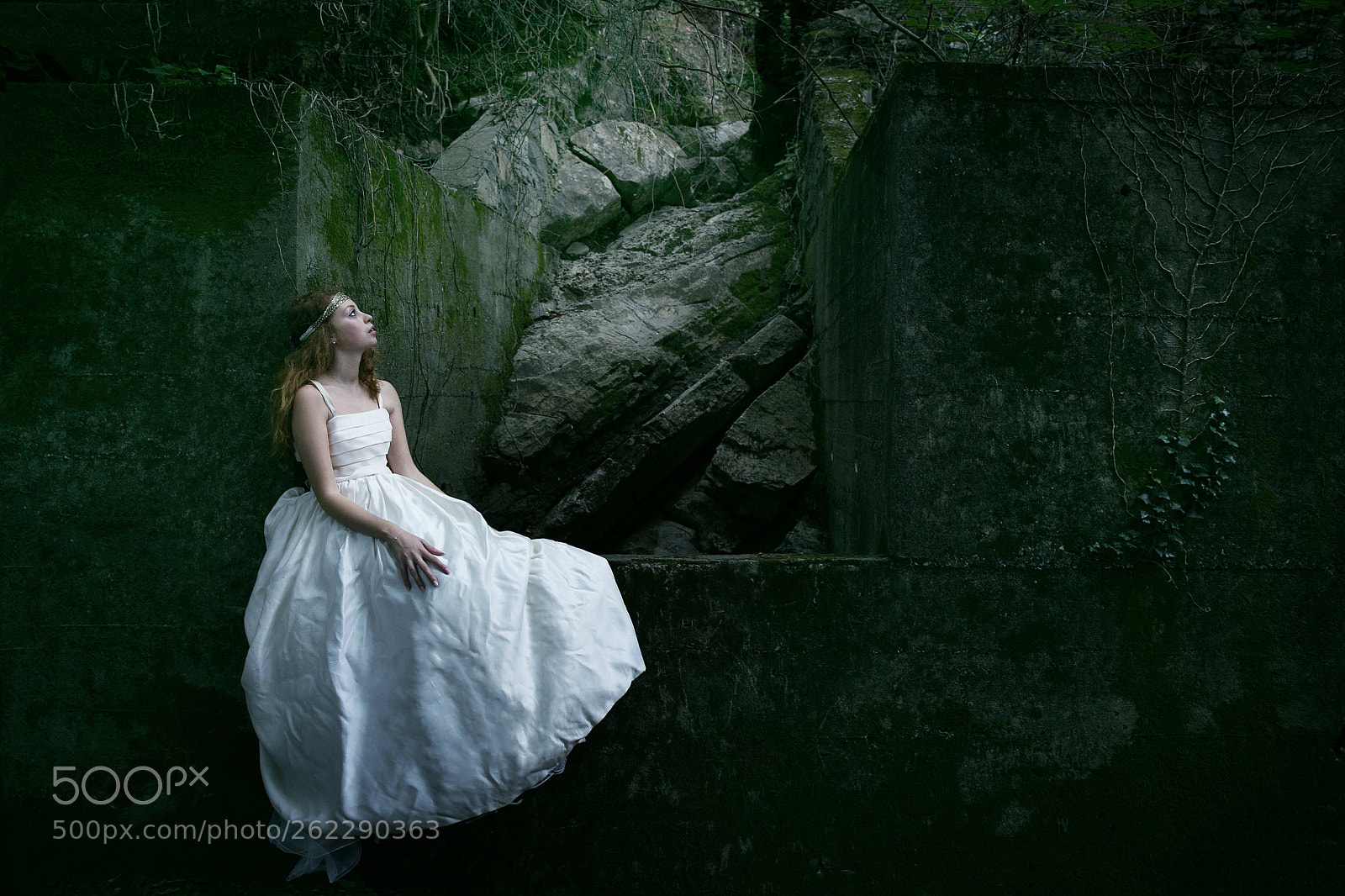 Canon EOS 6D sample photo. The lost princess photography